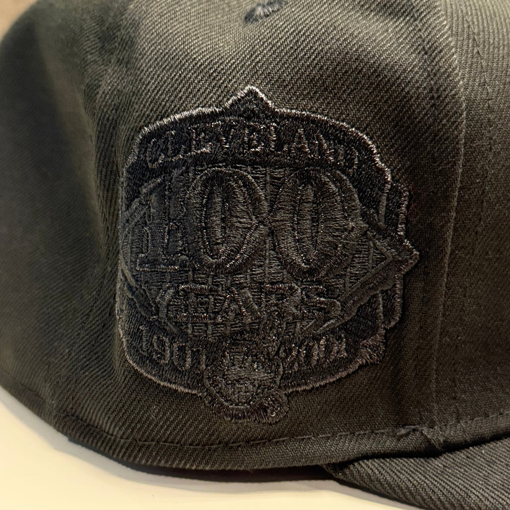 Black Red Chief Wahoo snapback hat, view 3