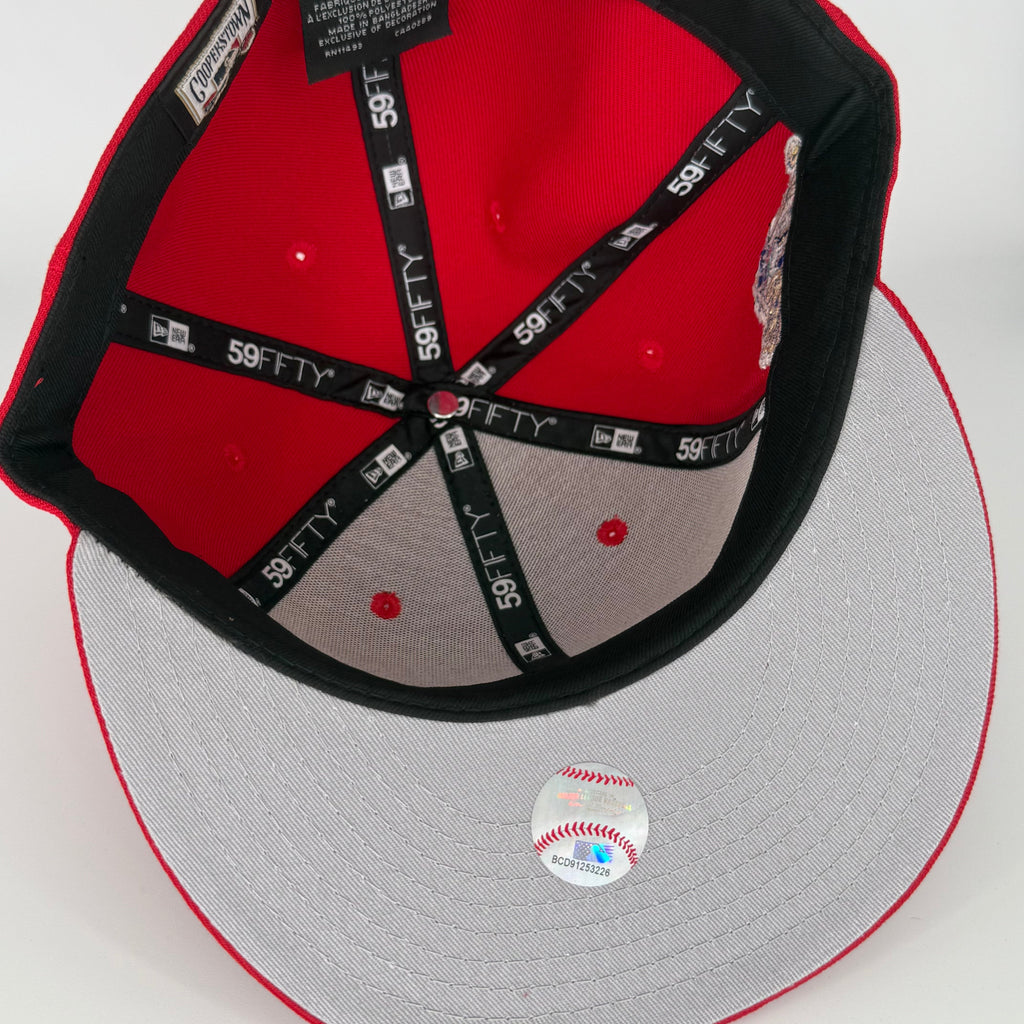 Red Chief Wahoo Banned Cleveland Indians Guardians 1995 World Series Rare Fitted Banned