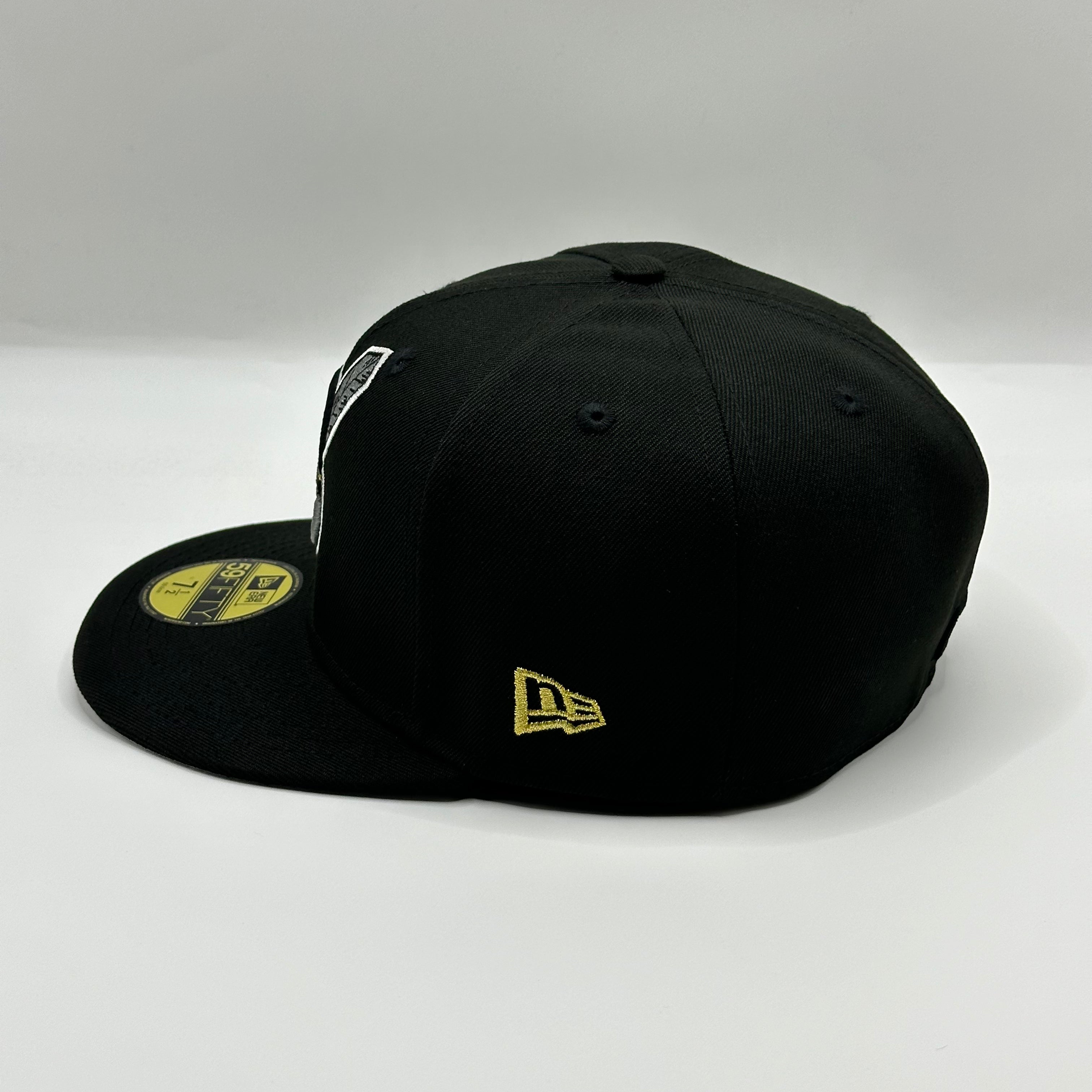 Black Gold Chief Wahoo Cleveland Indians 1995 World Series New Era