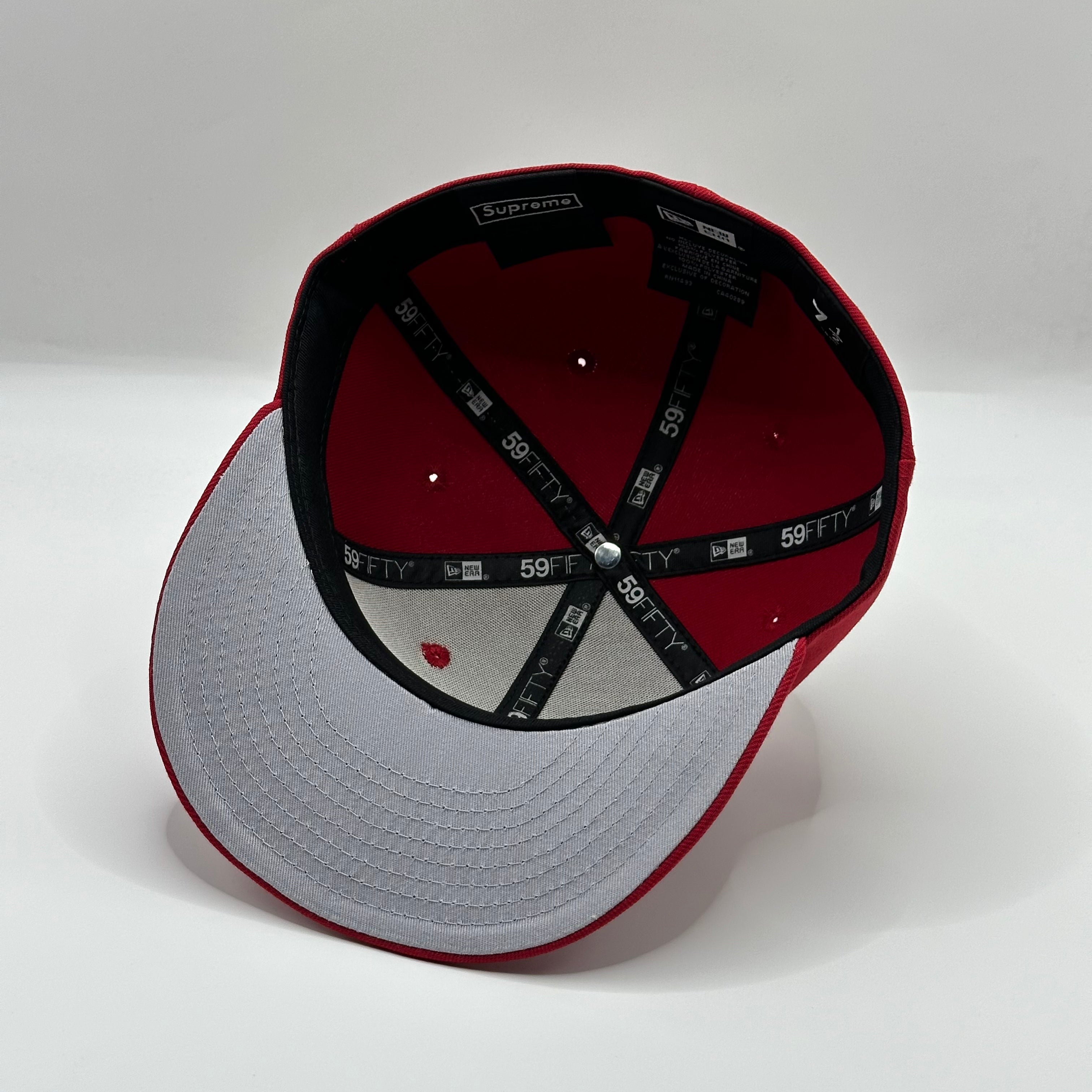 Red Supreme S Logo Frosty Snow Winter New Era Hat Cap (20FW)
