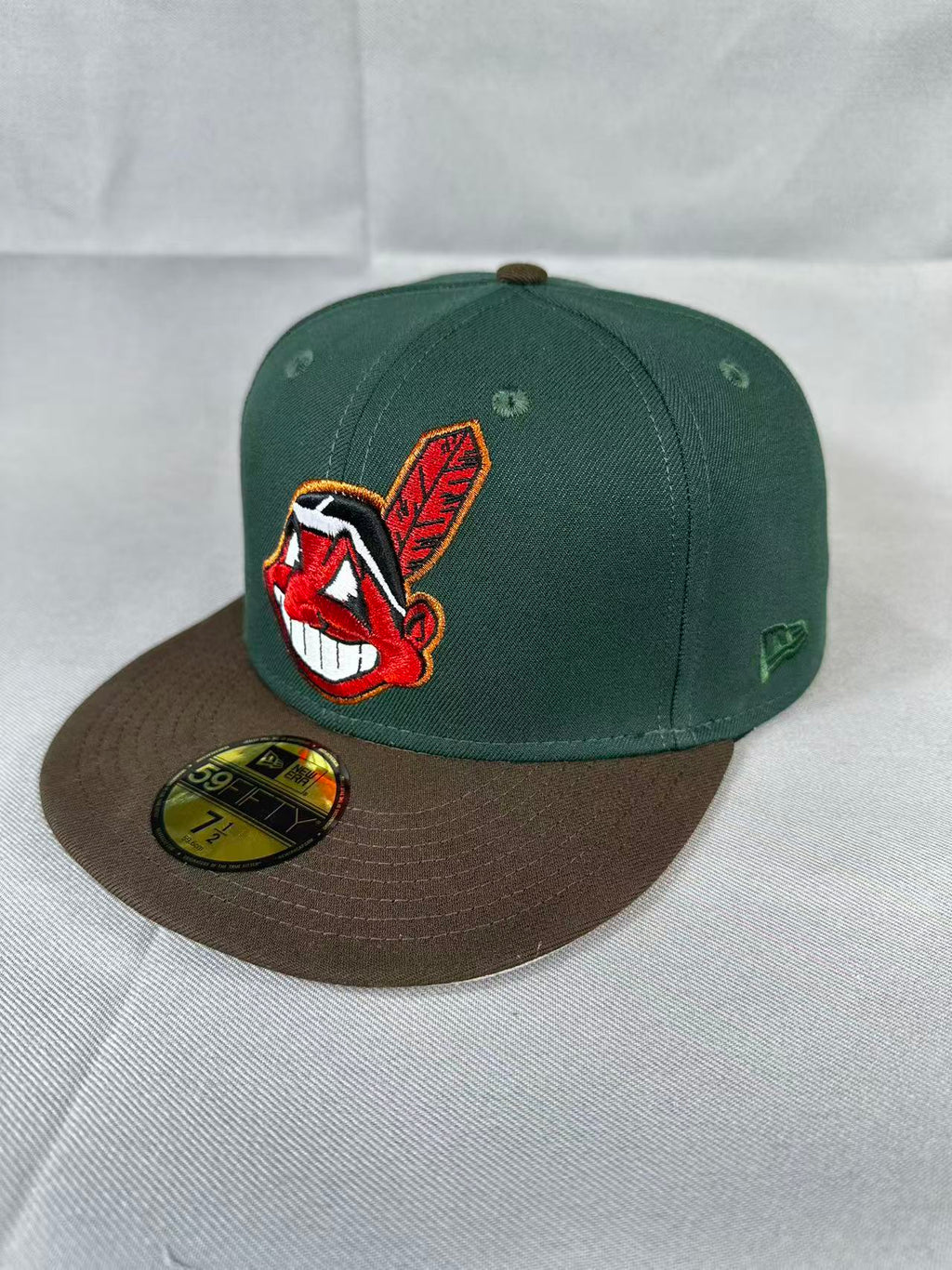 Green Brown Chief Wahoo 1995 Champions fitted hat, view 2